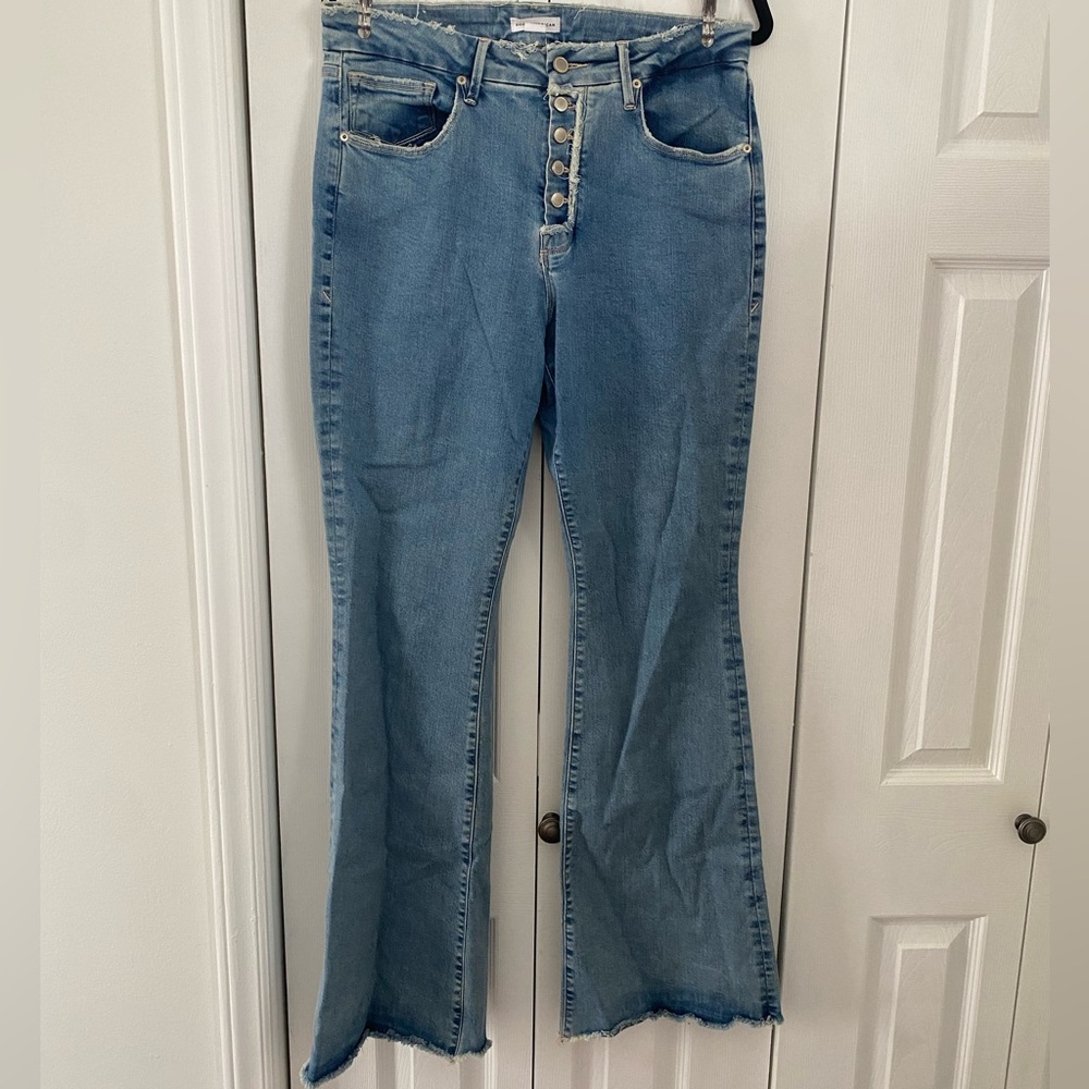 Good American Flare Jeans